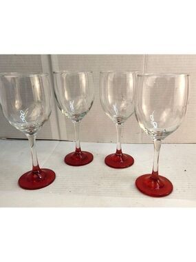 Set Of 2 Clear Wine Glasses Red Base